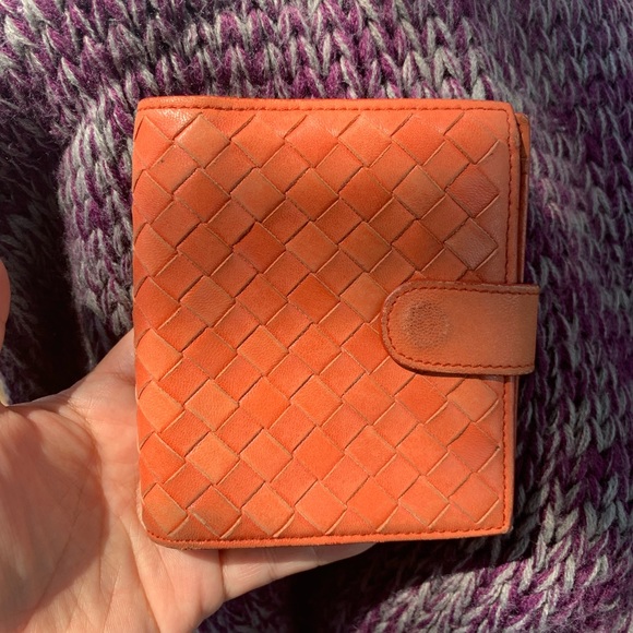 Bottega Veneta Other - 🔥 SALE Authentic Bottega Veneta Wallet
